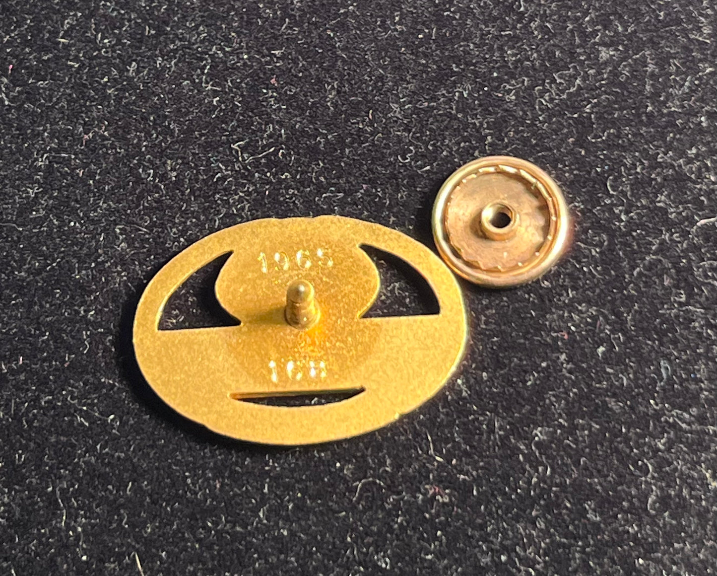Vintage 1965 Keeneland Club Member Lapel Pin
