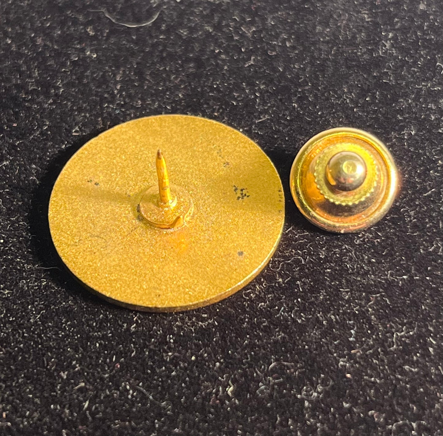 Vintage 1970 Kenneland Lapel Pin