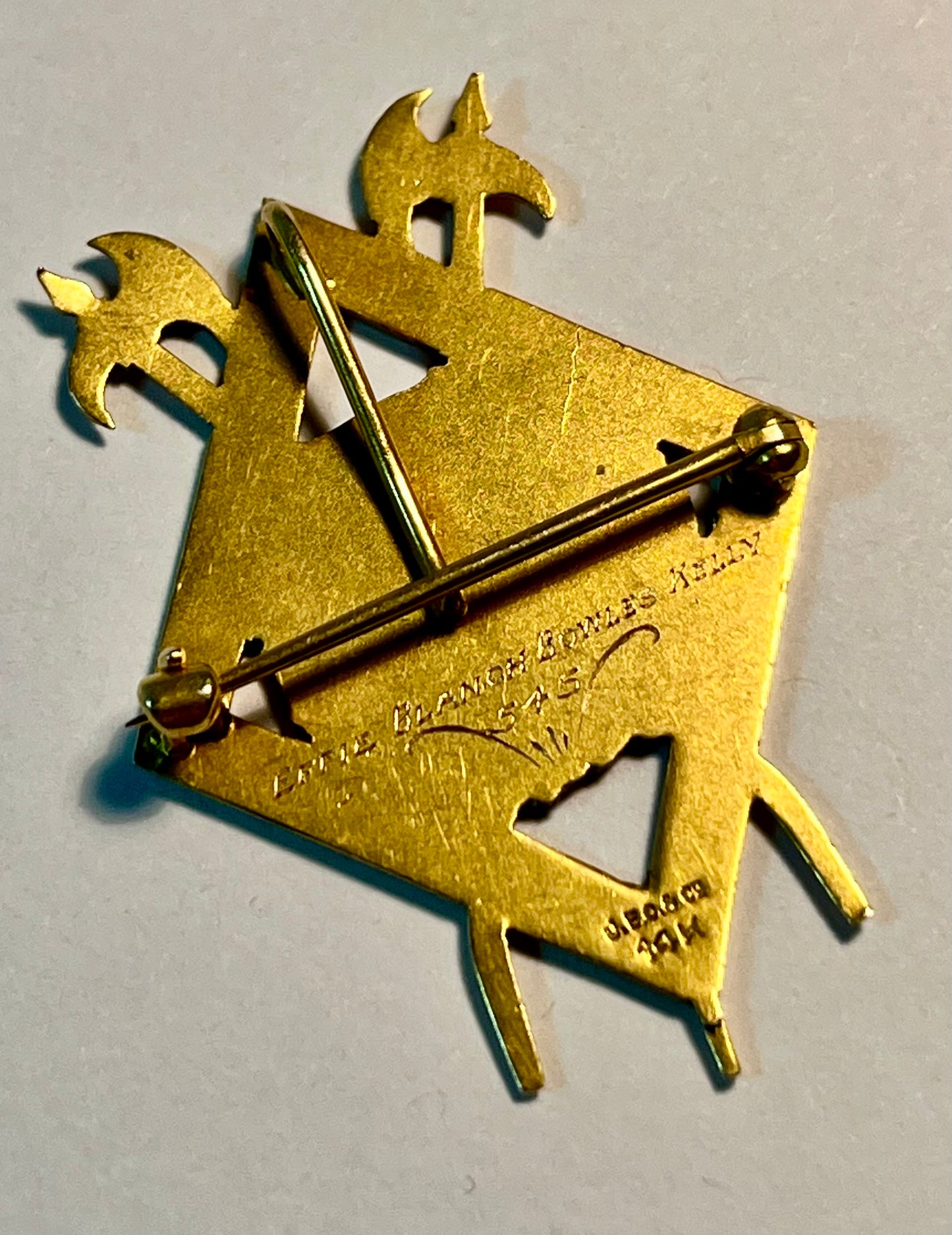 14K Gold Colonial Daughters Pin