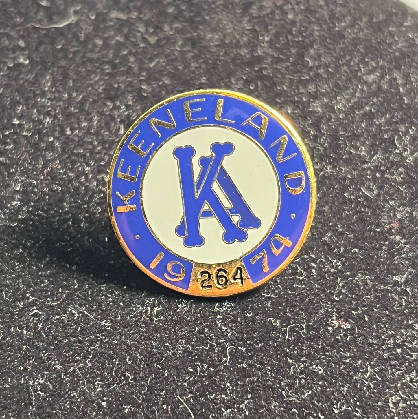 Vintage 1974 Keeneland Association Lapel Pin