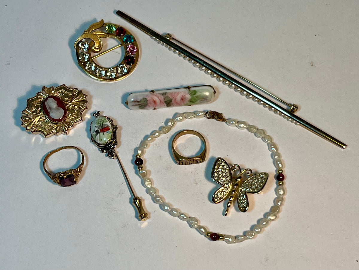 Collection of Vintage Jewelry