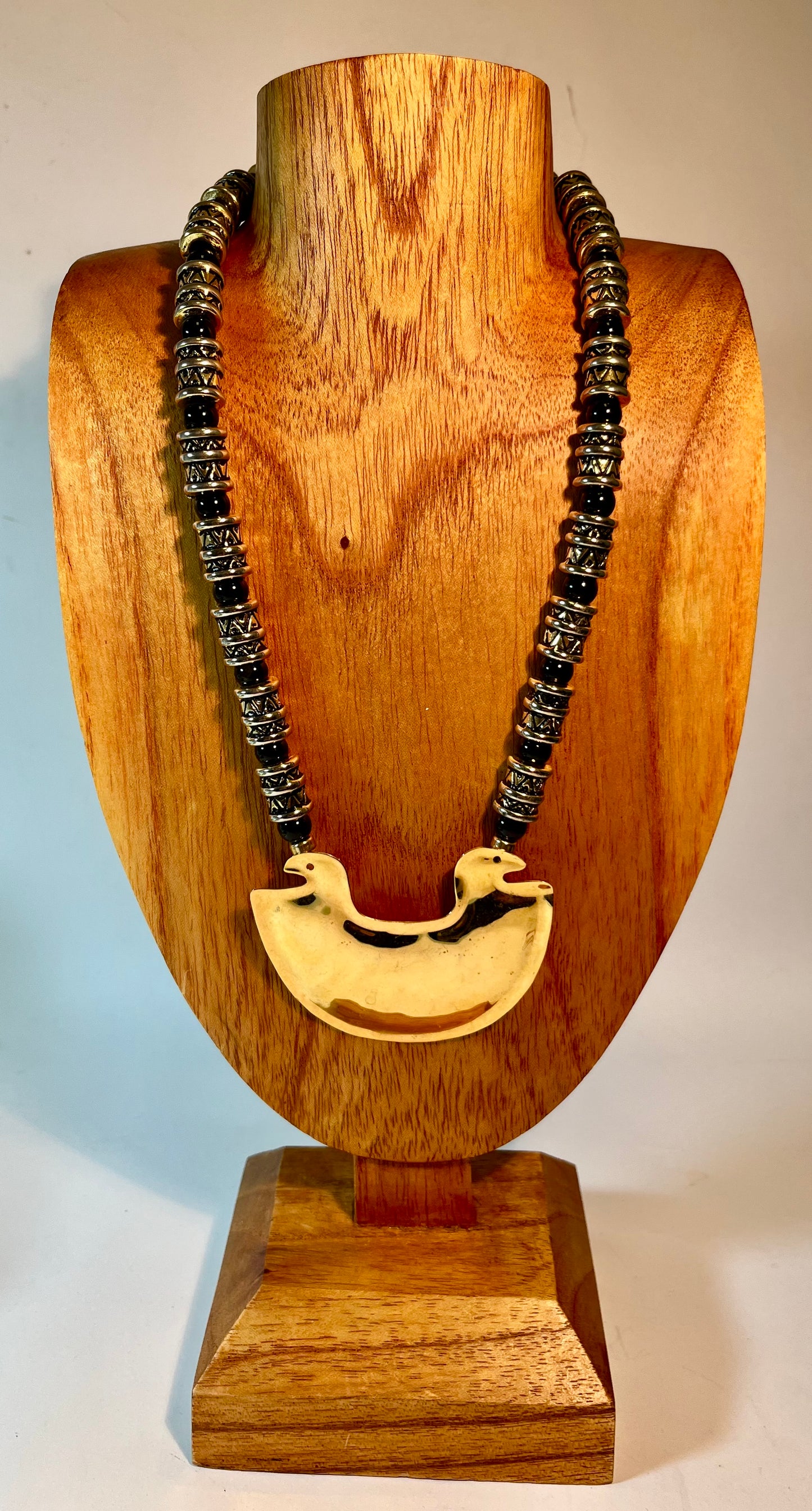 Vintage 1987 Sutton Hoo Carlton Ridge Necklace