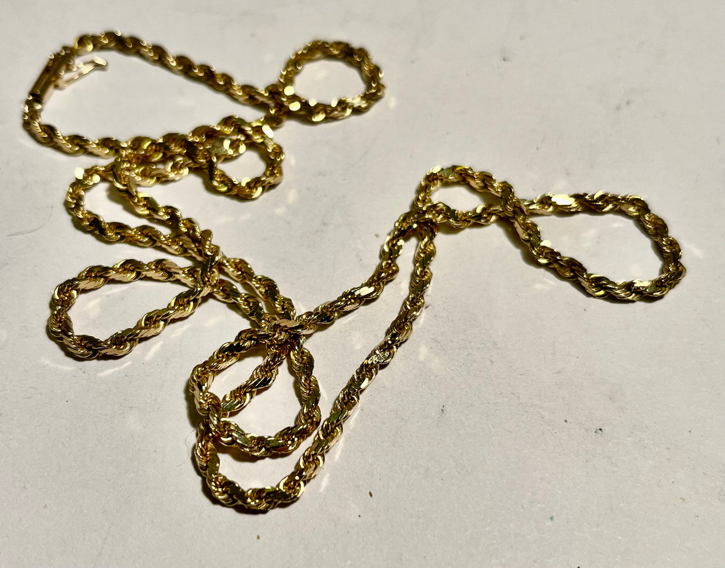 14K Gold Twisted Rope Chain Necklace