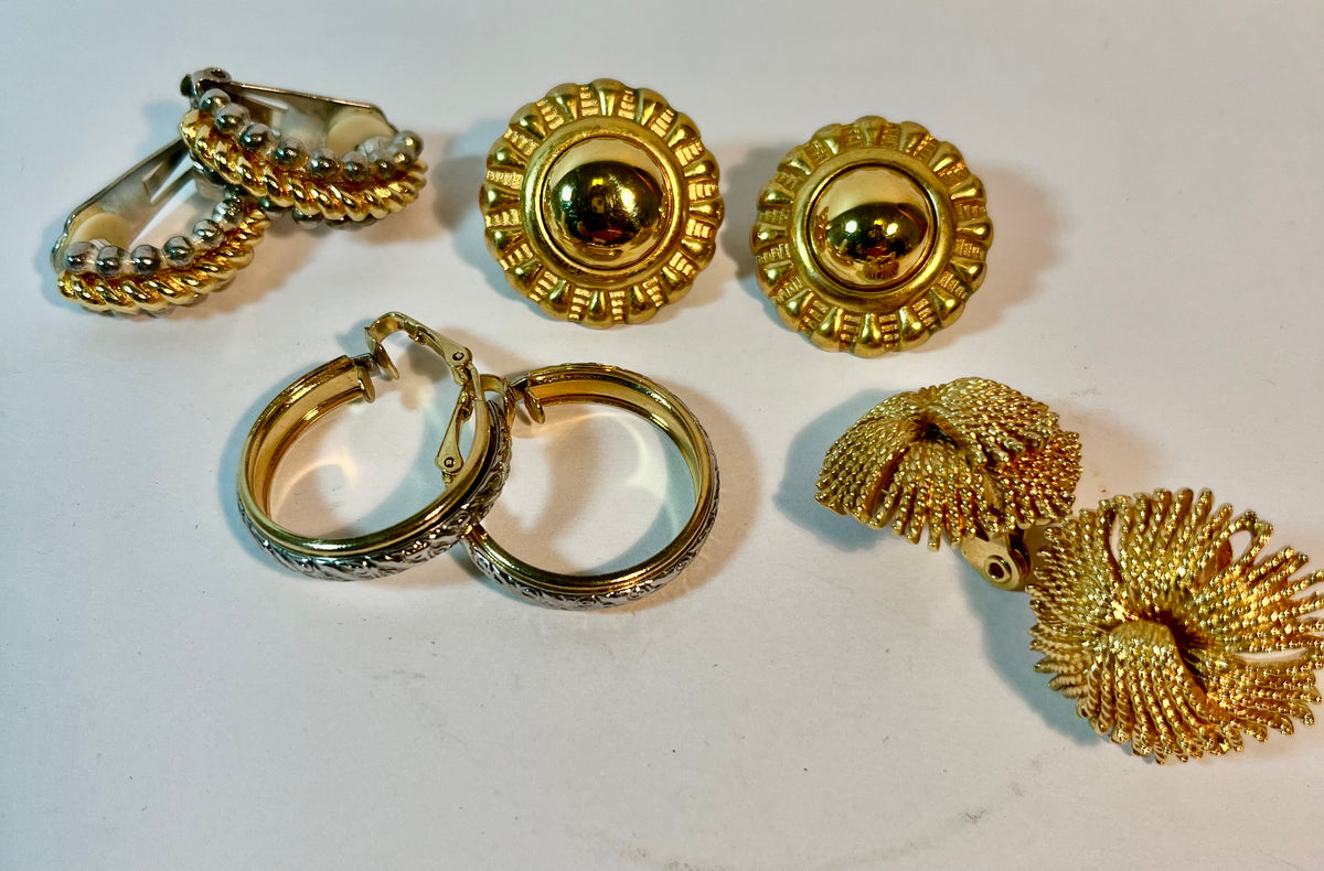 Costume Clip Earrings (24)