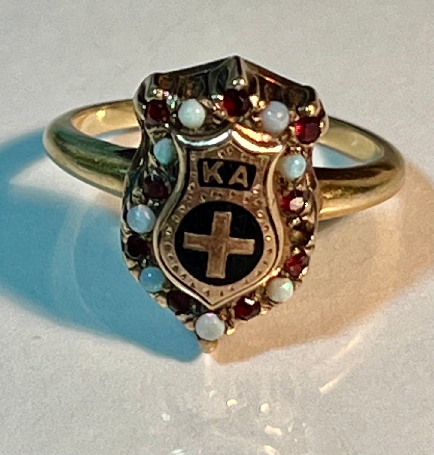 Vintage KA Gold-Toned Ring Size 5