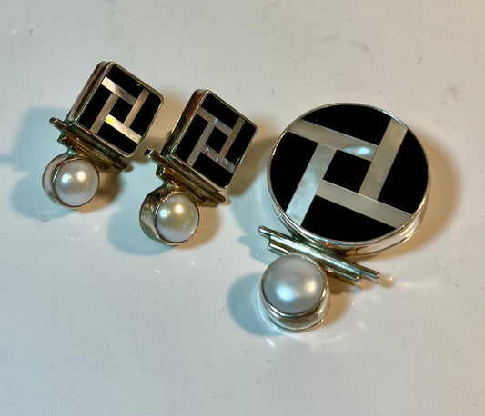 Signed Ruthie Cohen Brooch/Pendant & Earrings